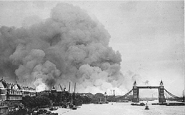 File:London Blitz 791940.jpg