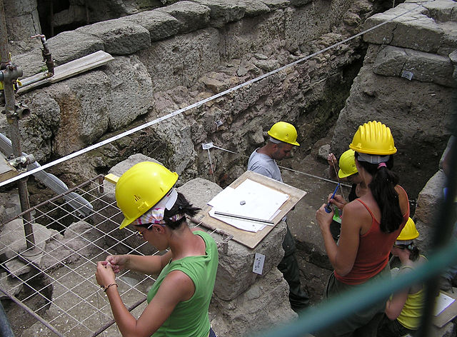 File:Archaeology.rome.arp.jpg