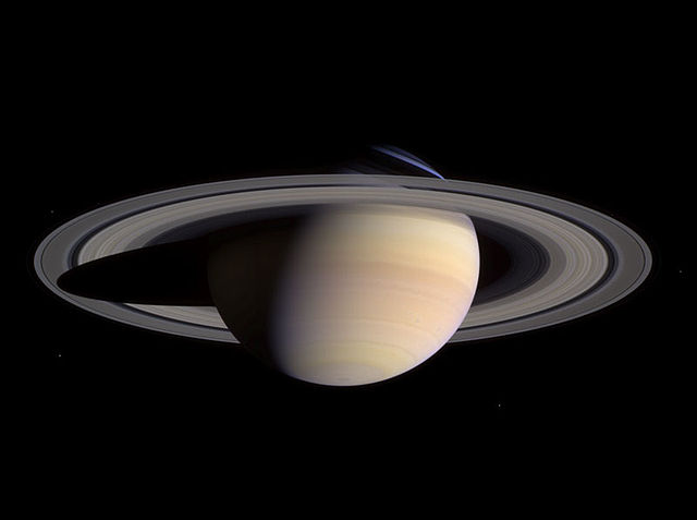 File:Saturn-cassini-March-27-2004.jpg