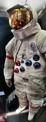 File:Apollo 15 Space Suit David Scott.jpg