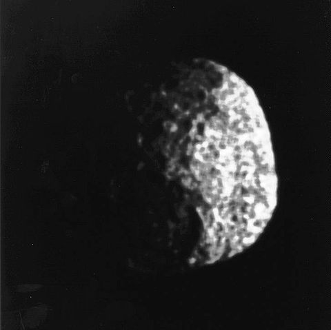 File:Proteus Voyager 2 (big).jpg