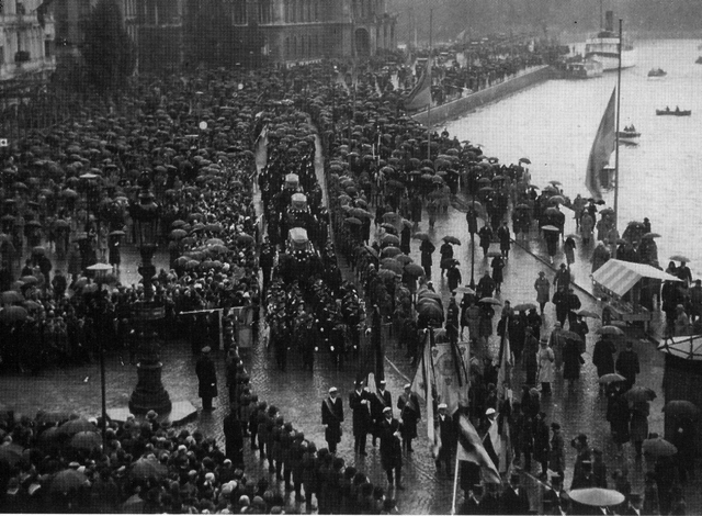 File:Andree.funeral.png