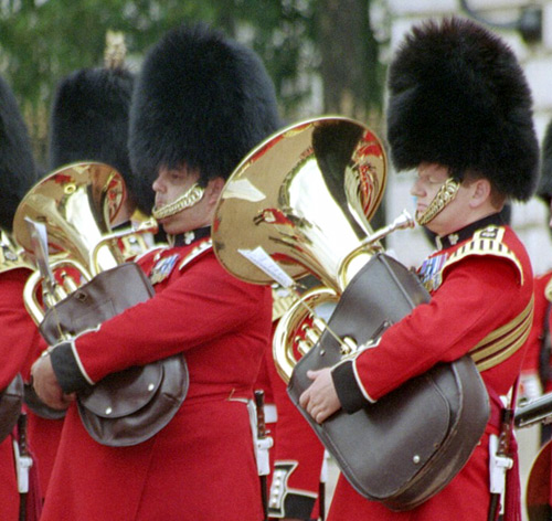 File:EuphoniumAndTuba wb.jpg