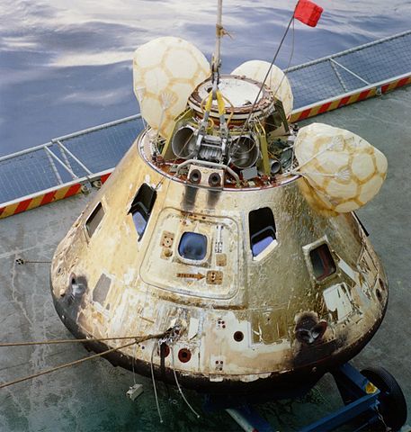 File:Ap8-S68-56310.jpg
