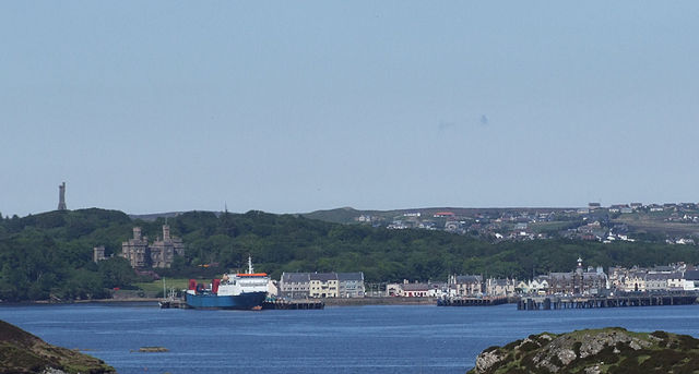 File:Panorama of Stornoway.jpg