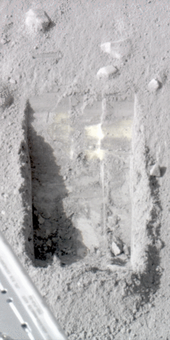 File:Ice sublimating in the Dodo-Goldilocks trench.gif