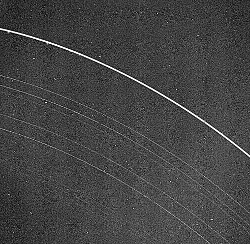 File:Uranian rings PIA01977 modest.jpg