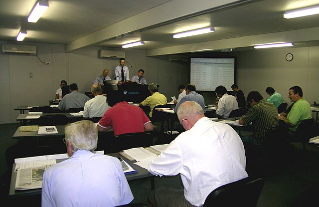 File:Wool auction.JPG