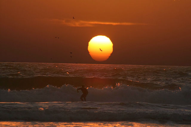 File:Mock mirage of the setting sun.jpg