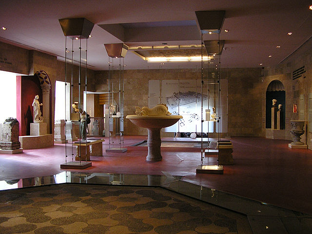 File:AquincM4.jpg