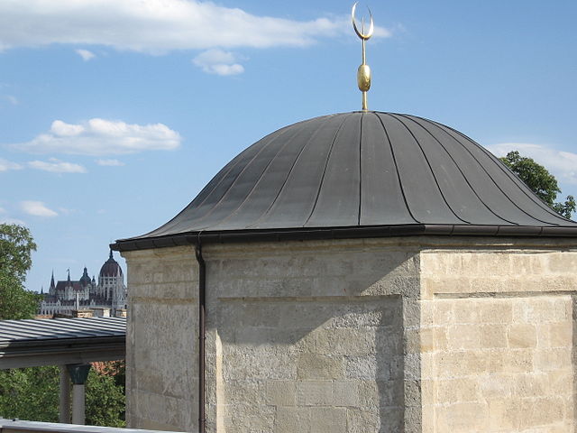 File:G&uuml;l Baba 3.JPG