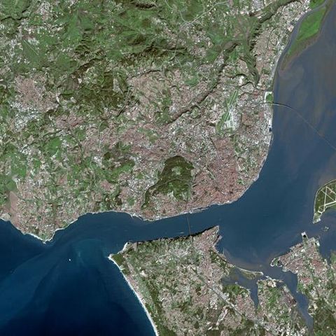 File:Lisbon SPOT 1015.jpg