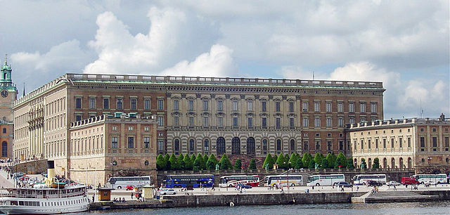 File:Royal-Palace-Stockholm 2.jpg