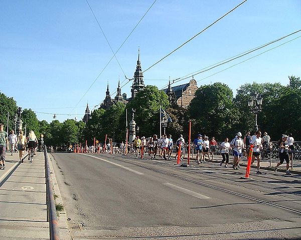 File:Djurg&aring;rden Djurg&aring;rdsbron Maraton.JPG
