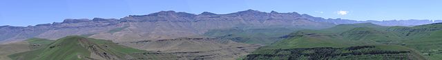 File:GiantsCastlePanoramaSmall.jpg