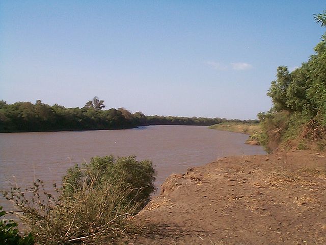 File:Omo River.jpg