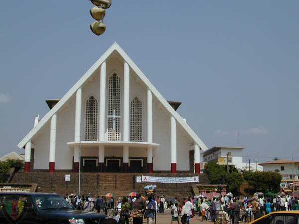 File:Cameroon-Yaounde02.jpg