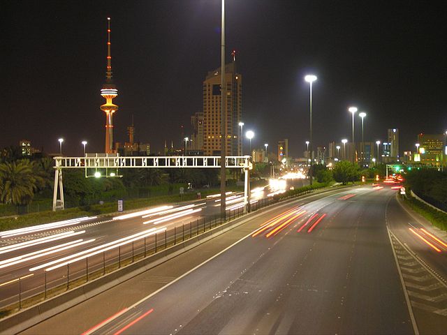 File:Kuwait highway.jpg