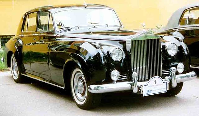 File:Rolls-Royce Saloon 2.jpg