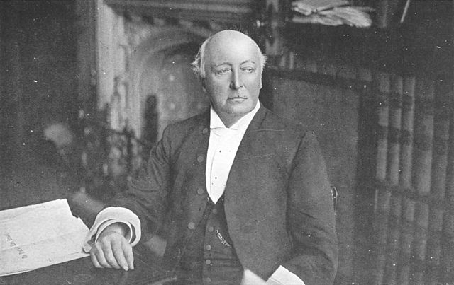 File:WilliamCourtGully.jpg