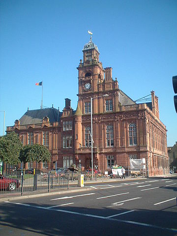 File:Great Yarmouth Town Hall.jpg