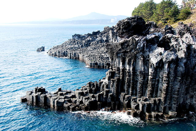 File:Korea-Jejudo-Coast-03.jpg