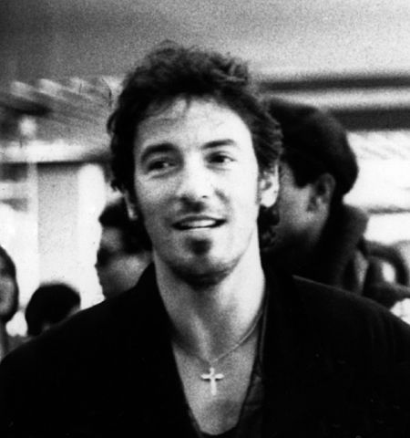 File:Bruce Springsteen 1988.jpg