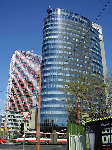 File:Bratislava-34.jpg