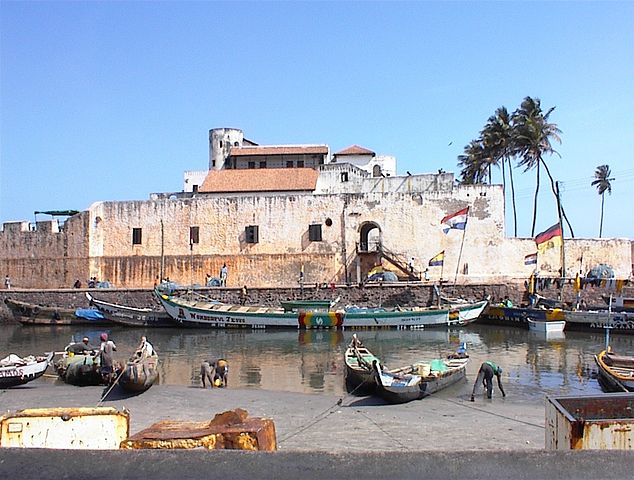File:Elmina slave castle.jpg
