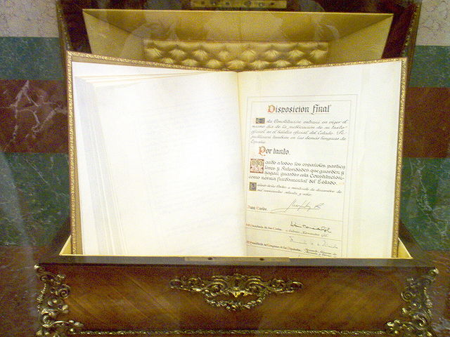 File:Constitucion espanola 1978.JPG